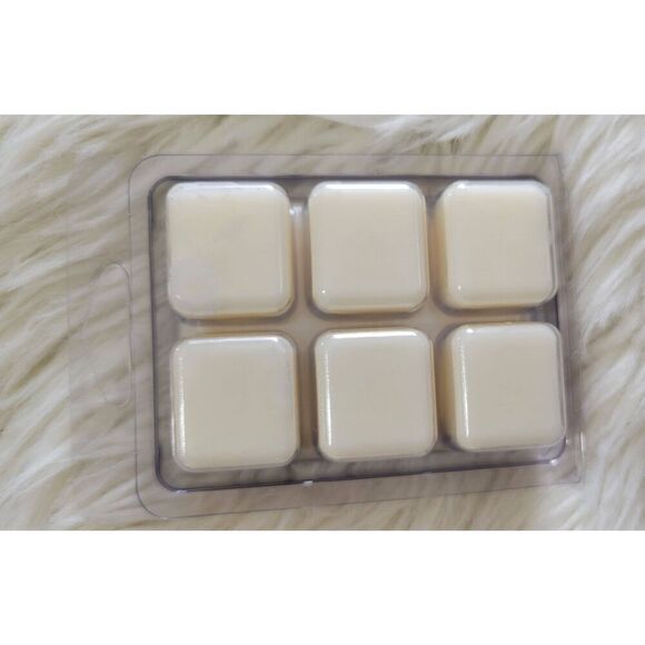 Farm Raised All American Farmed Pure Soy Wax Melts McIntosh - Picture 2 of 4